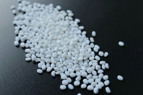 聚烯烃珠光母料